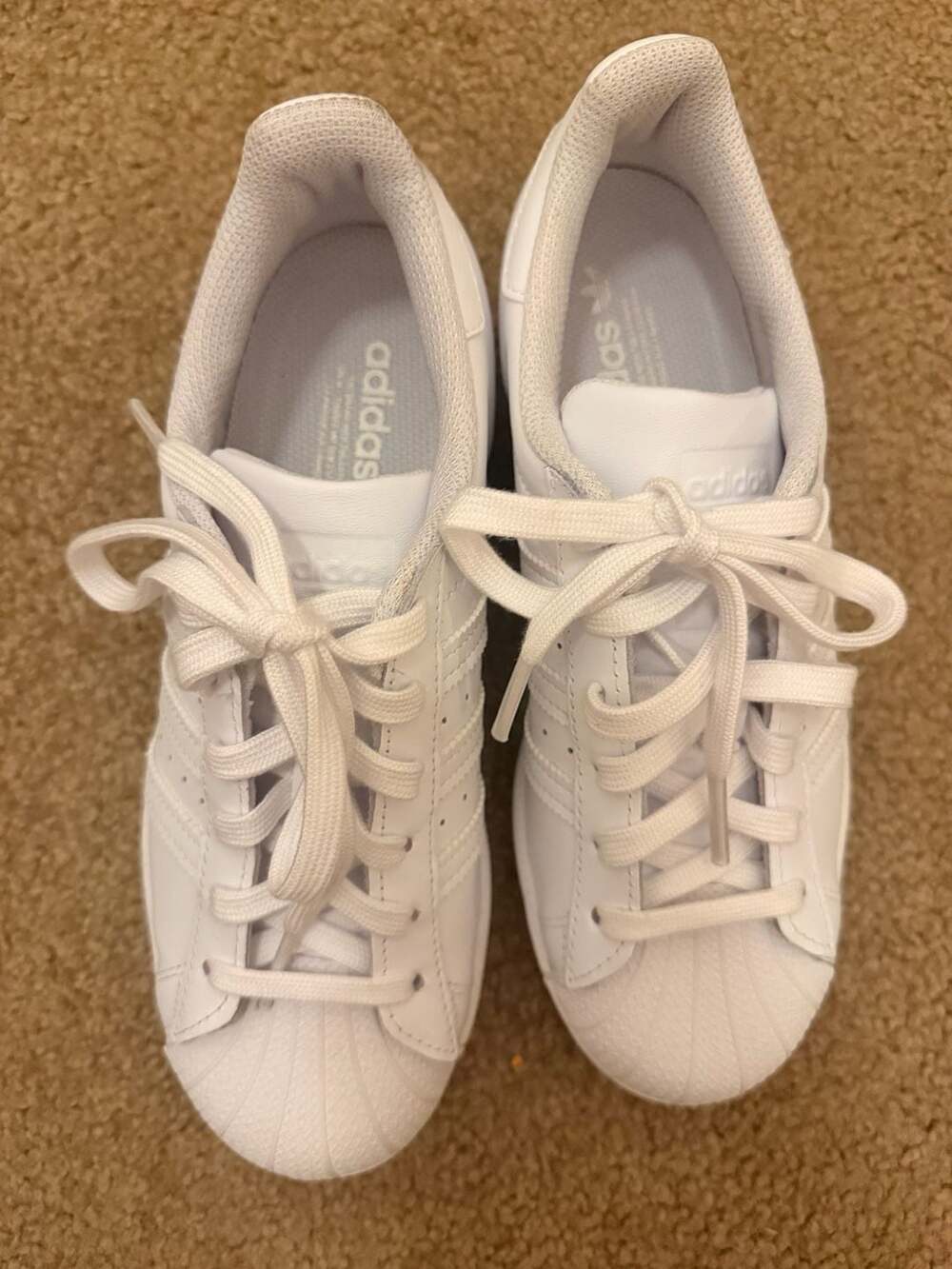 Adidas Superstar Size 6 White Sneakers